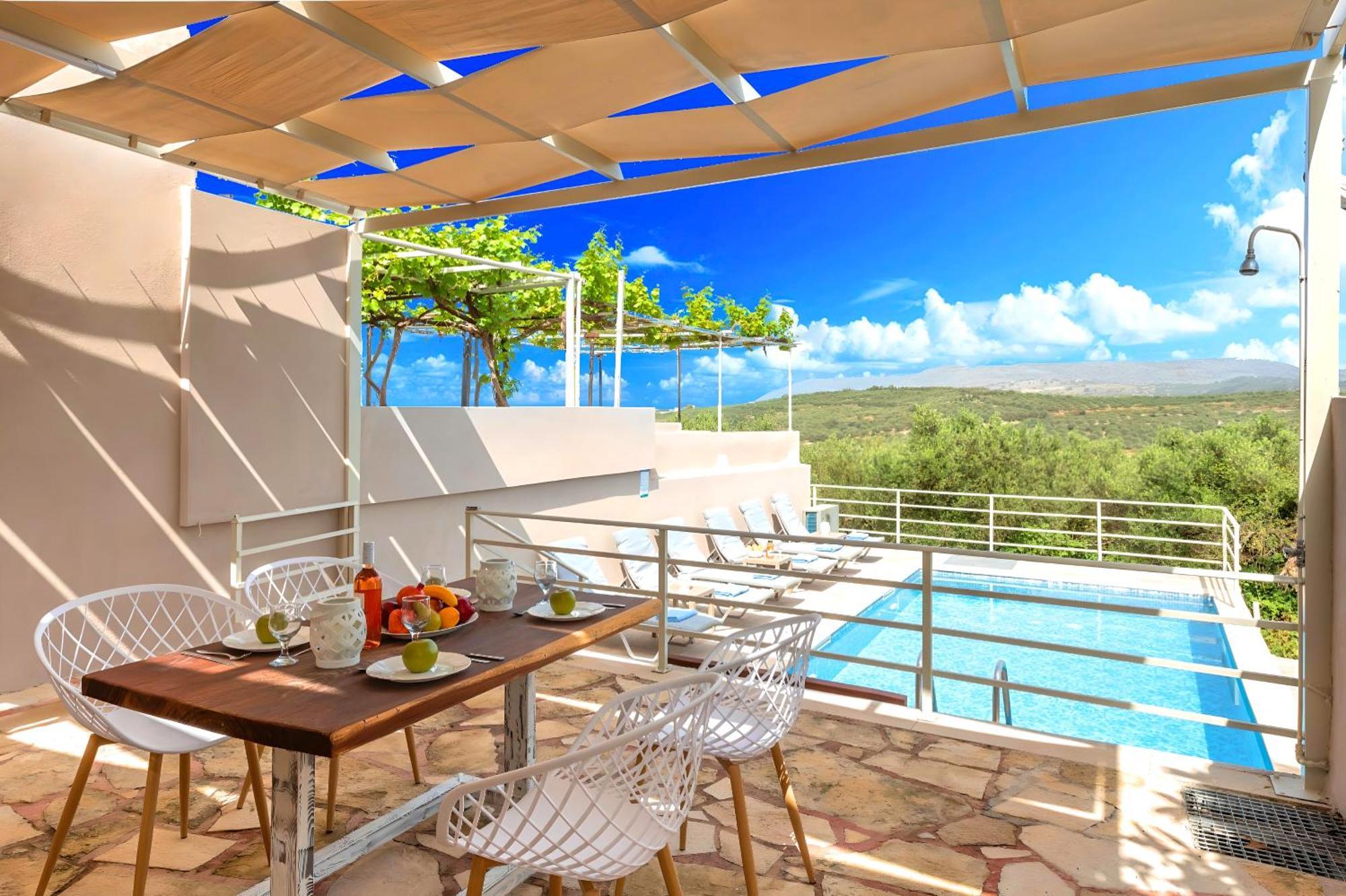 Cretan Breeze Heated Pool וילה