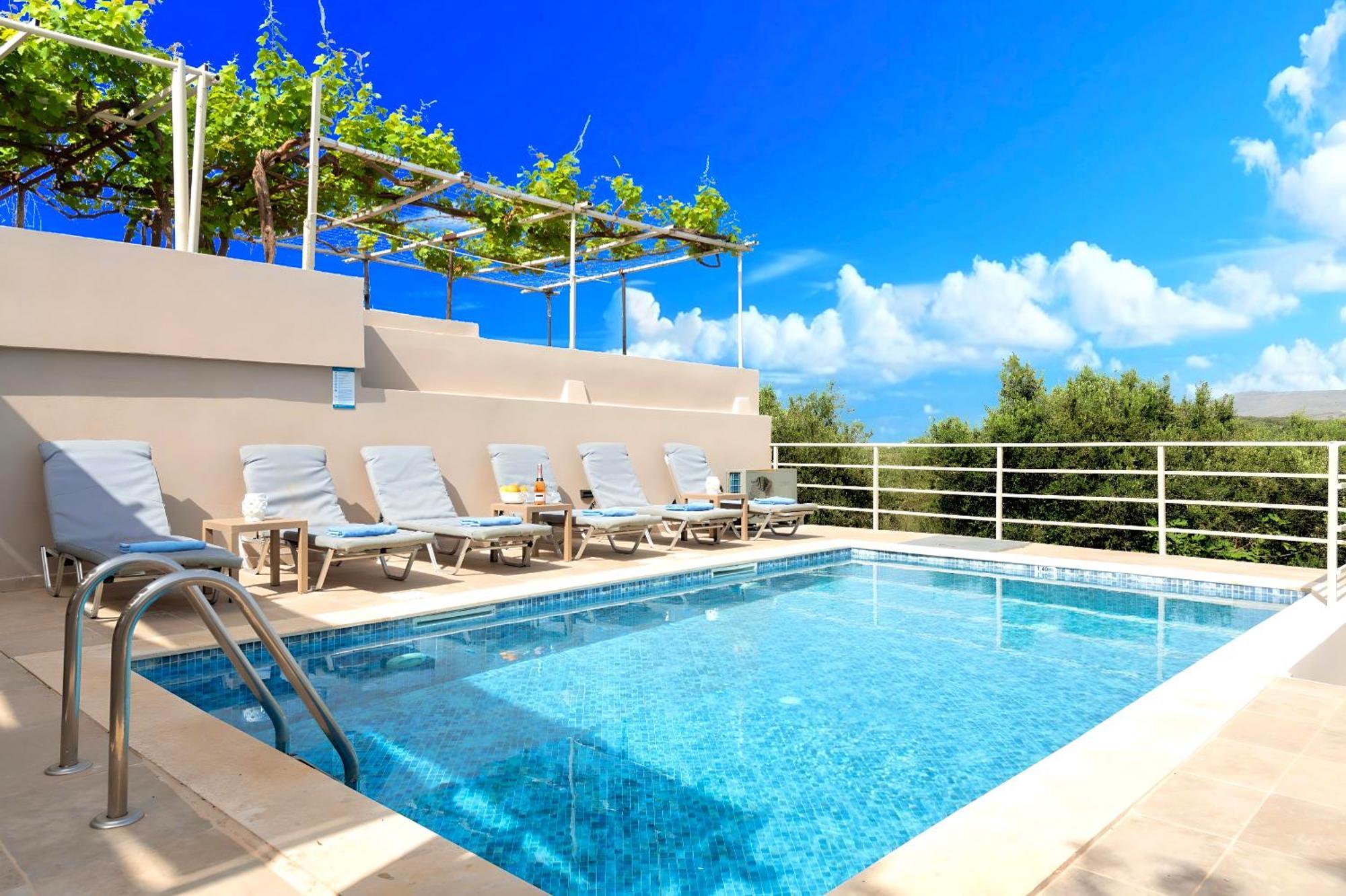 Cretan Breeze Heated Pool *