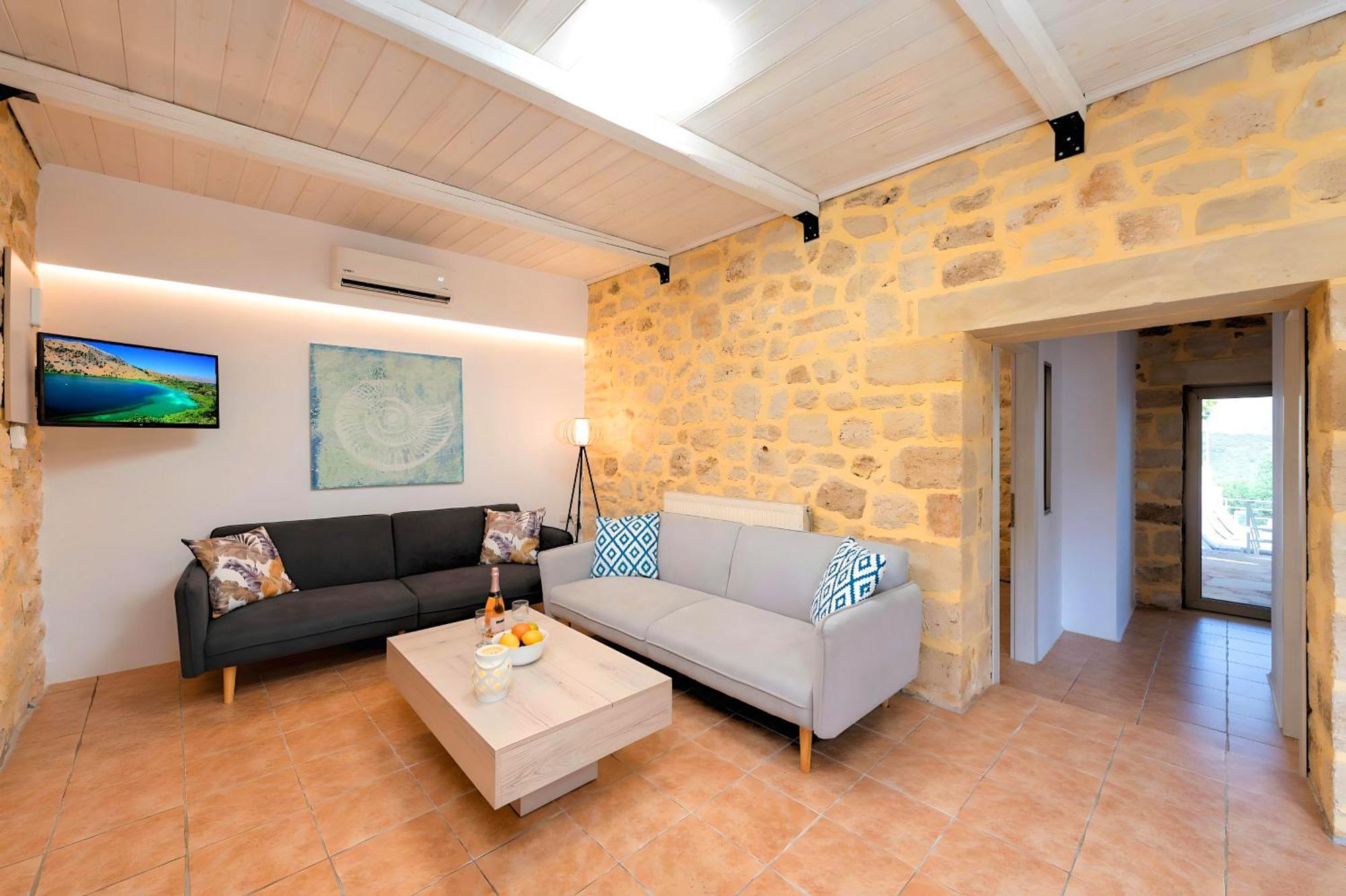 Cretan Breeze Heated Pool Villa Dhramia